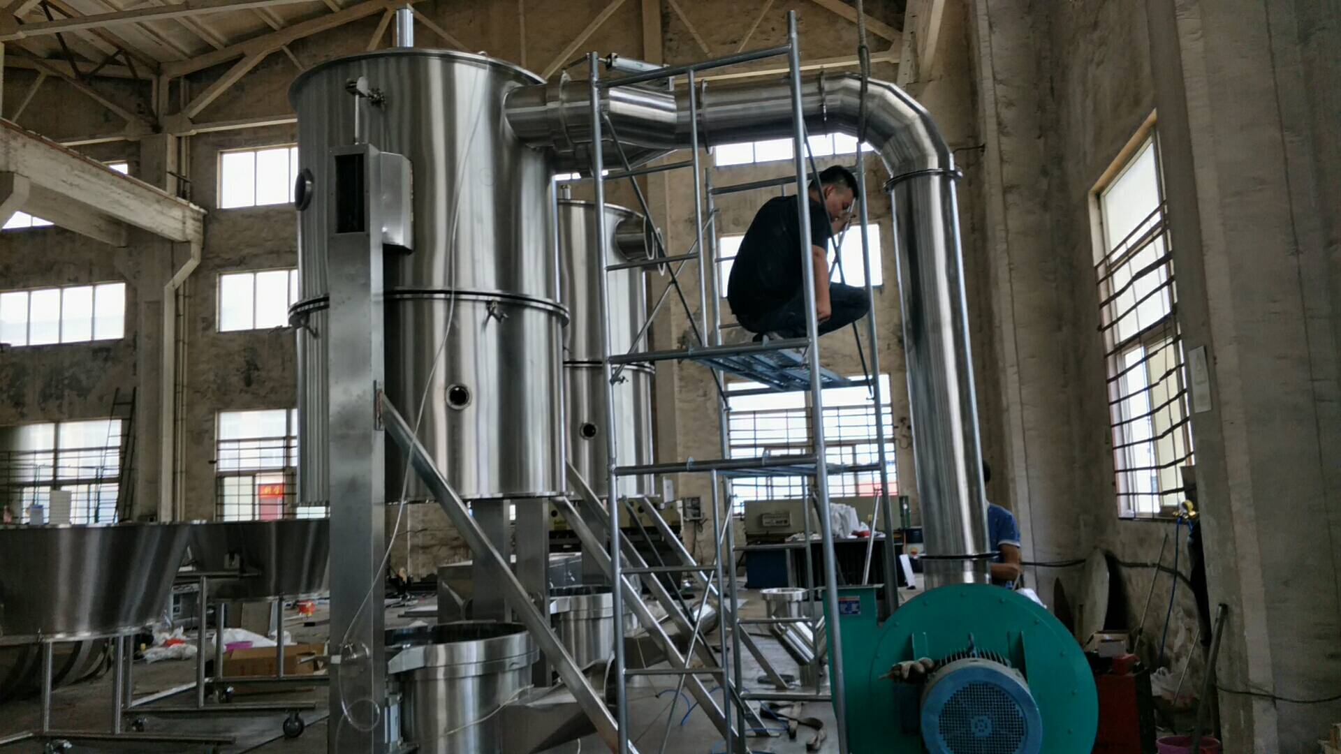 FG立式沸騰干燥機(jī)